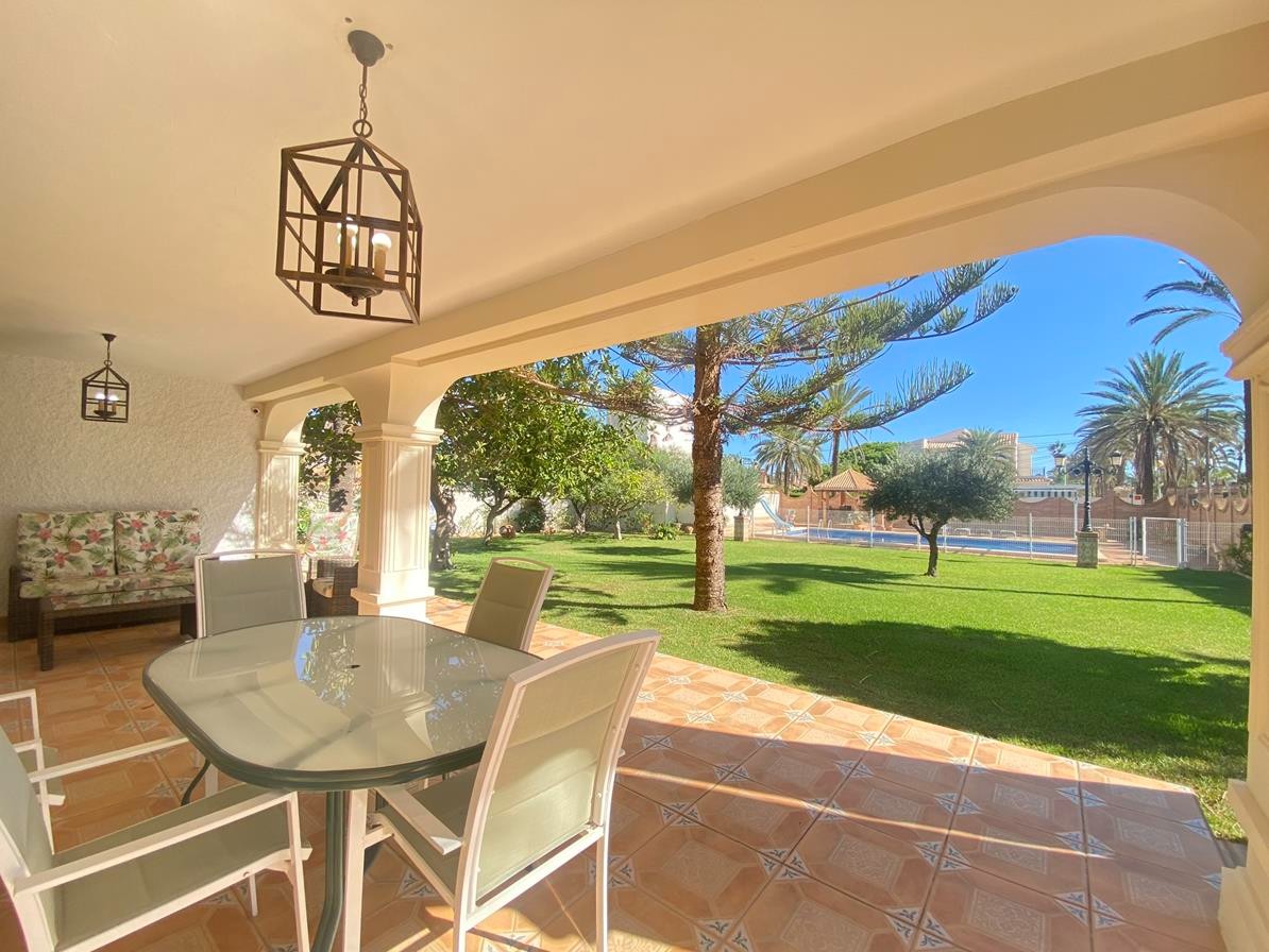 Huvila Cabo Roig, Alicante, Espanja 8 makuuhuonetta, 350 m2 No. 161735