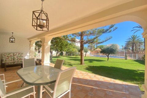 Villa en venta en Cabo Roig, Alicante, España 8 dormitorios, 350 m2 No. 161735 - foto 24