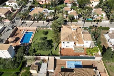Villa en venta en Cabo Roig, Alicante, España 8 dormitorios, 350 m2 No. 161735 - foto 3