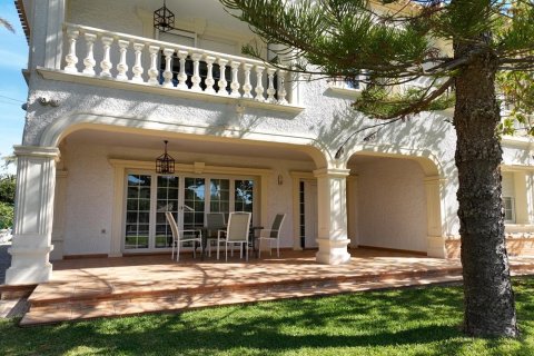 Villa en venta en Cabo Roig, Alicante, España 8 dormitorios, 350 m2 No. 161735 - foto 4