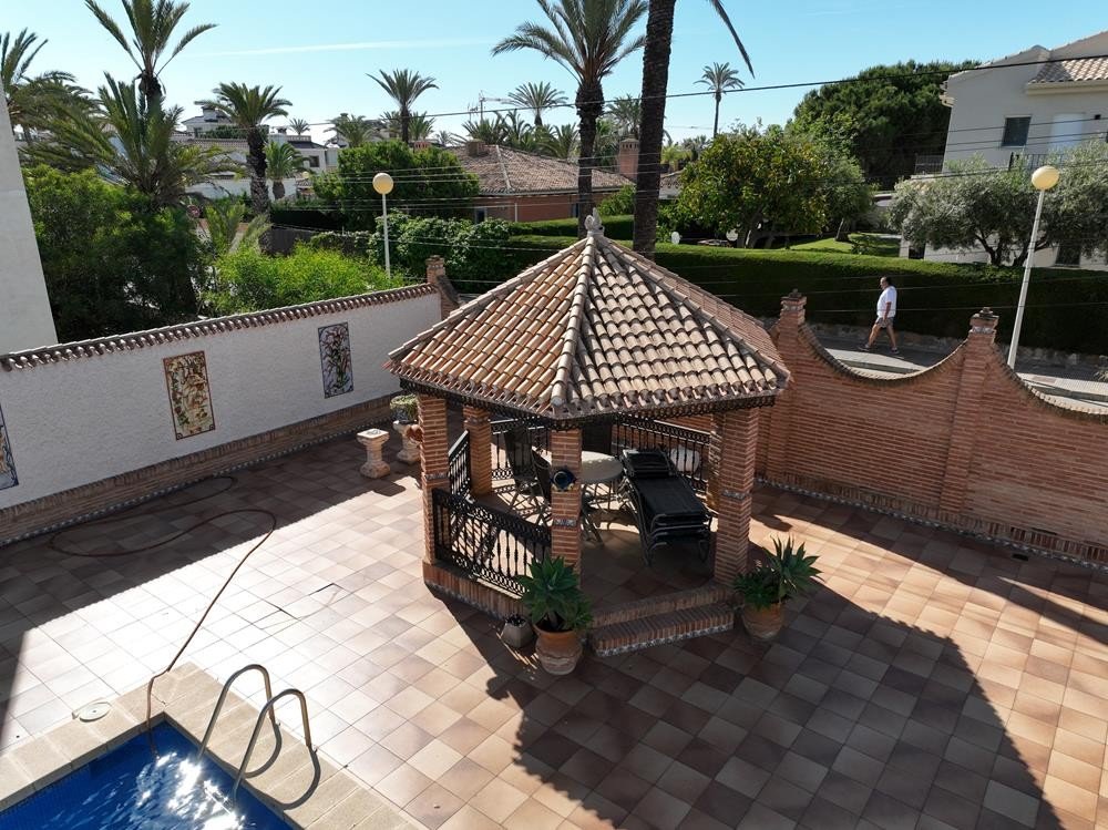 Huvila Cabo Roig, Alicante, Espanja 8 makuuhuonetta, 350 m2 No. 161735