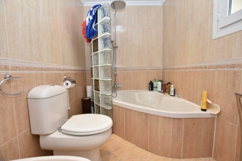 Huvila myytävänä Alicante, Espanja, 3 makuuhuonetta, 142 m2 No. 161682 - kuva 22