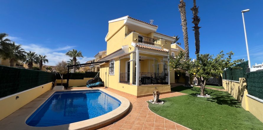 Huvila Alicante, Espanja 3 makuuhuonetta, 142 m2 No. 161682