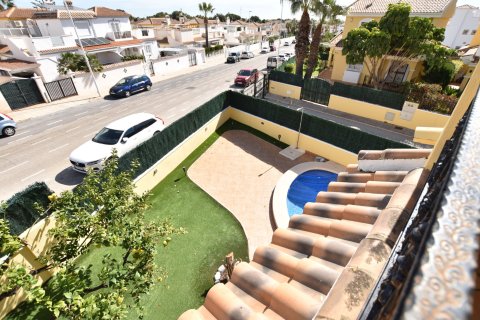 Huvila myytävänä Alicante, Espanja, 3 makuuhuonetta, 142 m2 No. 161682 - kuva 27