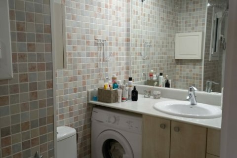 Kattohuoneisto myytävänä Sitges, Barcelona, Espanja, 1 makuuhuone, 47 m2 No. 154225 - kuva 13