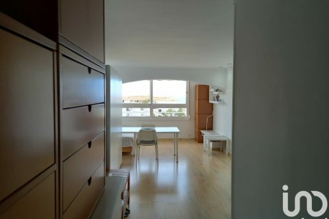 Kattohuoneisto myytävänä Sitges, Barcelona, Espanja, 1 makuuhuone, 47 m2 No. 154225 - kuva 8