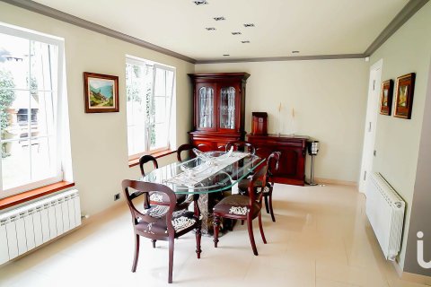 Продажа дома в Премия де Мар, Барселона, Испания 6 спален, 544м2 №154219 - фото 8