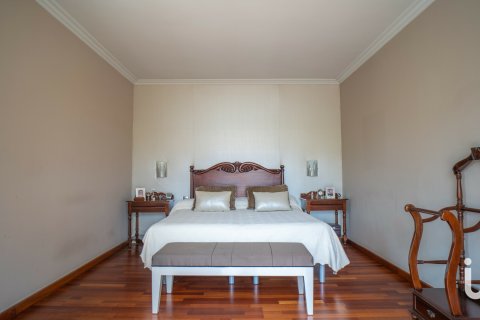 Продажа дома в Премия де Мар, Барселона, Испания 6 спален, 544м2 №154219 - фото 25