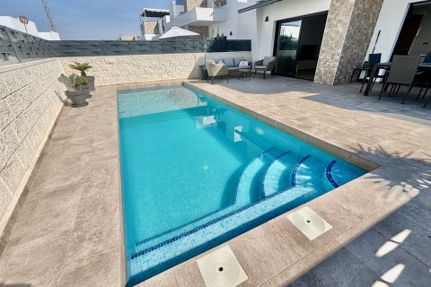 Villa à vendre à Ciudad Quesada, Alicante, Espagne, 3 chambres, 118 m2 No. 143145 - photo 3