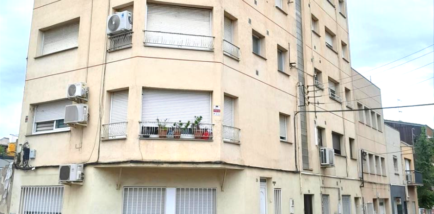 Apartamento en Sabadell, Barcelona, España 2 dormitorios, 65 m2 No. 191556