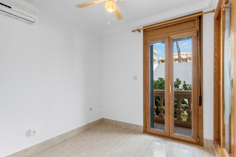 Продажа квартиры в Гуардамар-дель-Сегура, Аликанте, Испания 3 спальни, 82м2 №118920 - фото 14