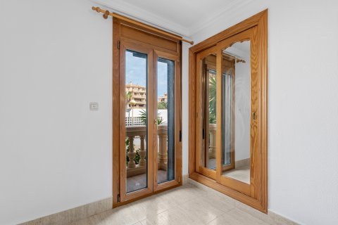 Продажа квартиры в Гуардамар-дель-Сегура, Аликанте, Испания 3 спальни, 82м2 №118920 - фото 16