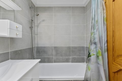 Продажа квартиры в Гуардамар-дель-Сегура, Аликанте, Испания 3 спальни, 82м2 №118920 - фото 18