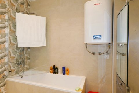 Villa till salu i Pinar De Campoverde, Alicante, Spanien 6 sovrum, 350 kvm. Nr. 154809 - foto 21