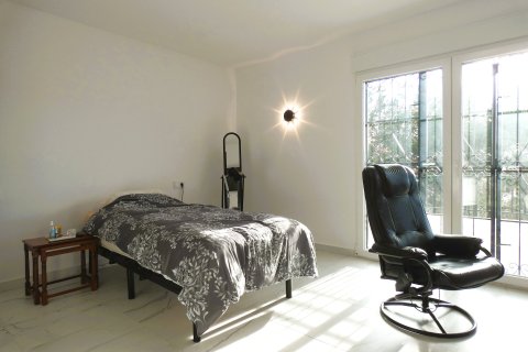 Villa till salu i Pinar De Campoverde, Alicante, Spanien 6 sovrum, 350 kvm. Nr. 154809 - foto 17