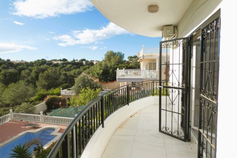 Villa till salu i Pinar De Campoverde, Alicante, Spanien 6 sovrum, 350 kvm. Nr. 154809 - foto 18