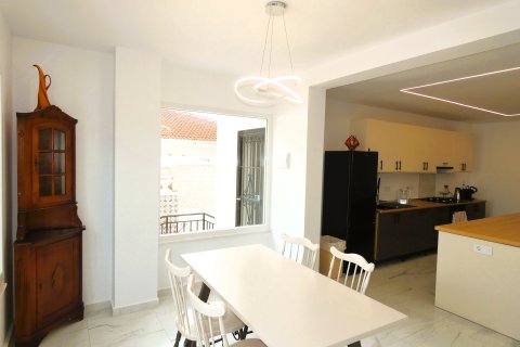 Villa till salu i Pinar De Campoverde, Alicante, Spanien 6 sovrum, 350 kvm. Nr. 154809 - foto 7