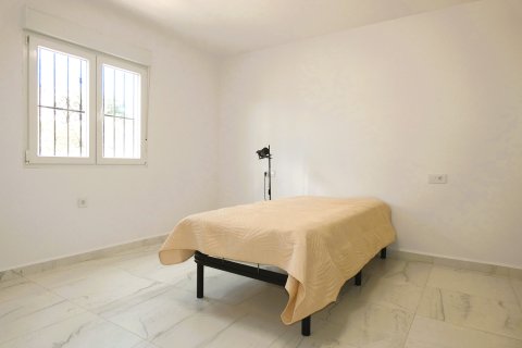 Villa till salu i Pinar De Campoverde, Alicante, Spanien 6 sovrum, 350 kvm. Nr. 154809 - foto 22