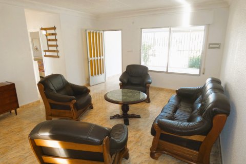 Villa till salu i Pinar De Campoverde, Alicante, Spanien 6 sovrum, 350 kvm. Nr. 154809 - foto 29