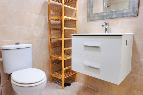 Apartament w Alicante, Hiszpania 3 sypialnie, 102 mkw. nr 154808 – zdjęcie 19