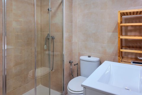 Apartament w Alicante, Hiszpania 3 sypialnie, 102 mkw. nr 154808 – zdjęcie 13