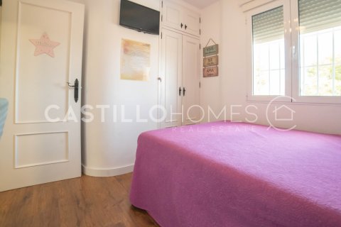 Kaupunkipientalo myytävänä Cabo Roig, Alicante, Espanja, 3 makuuhuonetta, 170 m2 No. 154812 - kuva 22