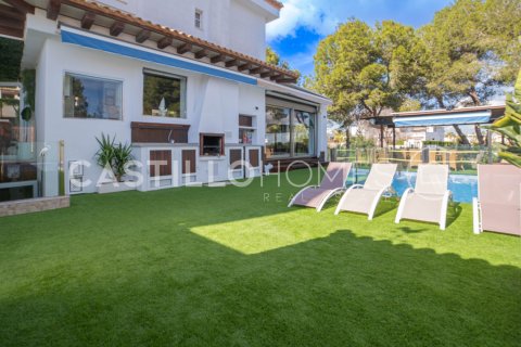 Townhouse in Cabo Roig, Alicante, Spain 3 bedrooms, 170 sq.m. No. 154812