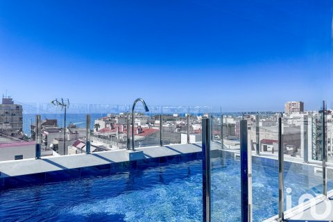 Lägenhet till salu i Torrevieja, Alicante, Spanien 2 sovrum, 88 kvm. Nr. 153243 - foto 13