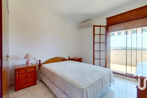 Продажа дома в Эль-Вендрель, Таррагона, Испания 6 спален, 239м2 №153239 - фото 18