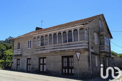 Hus i Mondariz, Pontevedra, Spanien 3 sovrum, 465 kvm. Nr. 153245