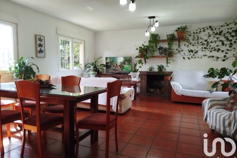 Hus till salu i Spanien 4 sovrum, 183 kvm. Nr. 153241 - foto 18