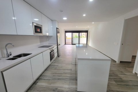 Apartament Torrevieja, Alicante, Hiszpania 3 sypialnie, 148 mkw. nr 140027 – zdjęcie 14