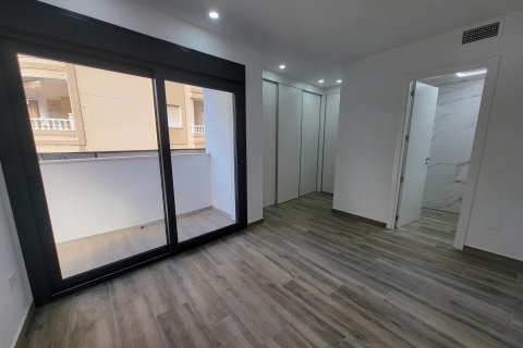Apartament Torrevieja, Alicante, Hiszpania 3 sypialnie, 148 mkw. nr 140027 – zdjęcie 12
