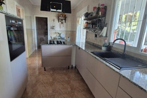 Finca till salu i Catral, Alicante, Spanien 3 sovrum, 177 kvm. Nr. 140031 - foto 3