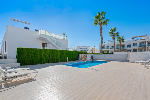 Bungalow Torrevieja, Alicante, Hiszpania 3 sypialnie, 135 mkw. nr 140032 – zdjęcie 29