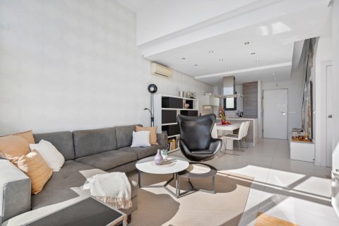 Bungalow Torrevieja, Alicante, Hiszpania 3 sypialnie, 135 mkw. nr 140032 – zdjęcie 2