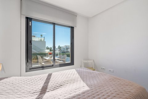 Bungalow Torrevieja, Alicante, Hiszpania 3 sypialnie, 135 mkw. nr 140032 – zdjęcie 10