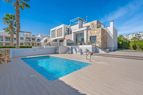 Bungalow Torrevieja, Alicante, Hiszpania 3 sypialnie, 135 mkw. nr 140032 – zdjęcie 30