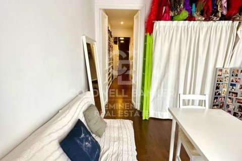 Huoneisto myytävänä Barcelona, Espanja, 3 makuuhuonetta, 90 m2 No. 158313 - kuva 18
