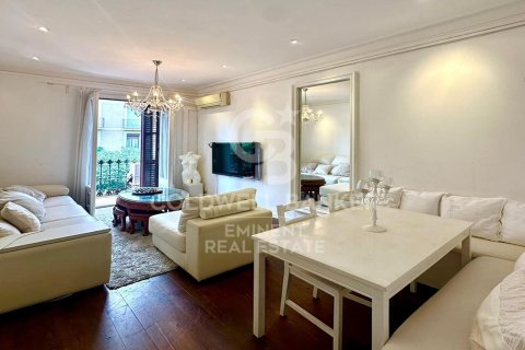 Huoneisto myytävänä Barcelona, Espanja, 3 makuuhuonetta, 90 m2 No. 158313 - kuva 2