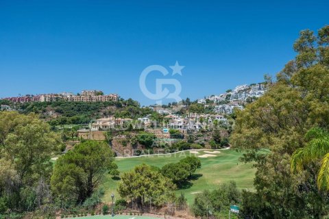 Kaupunkipientalo myytävänä Benahavis, Malaga, Espanja, 3 makuuhuonetta, 212 m2 No. 158311 - kuva 18