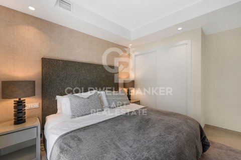 Kaupunkipientalo myytävänä Benahavis, Malaga, Espanja, 3 makuuhuonetta, 212 m2 No. 158311 - kuva 11
