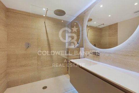 Kaupunkipientalo myytävänä Benahavis, Malaga, Espanja, 3 makuuhuonetta, 212 m2 No. 158311 - kuva 9