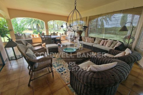 Сasa en venta en Benahavís, Málaga, España 5 dormitorios, 659 m2 No. 157174 - foto 2