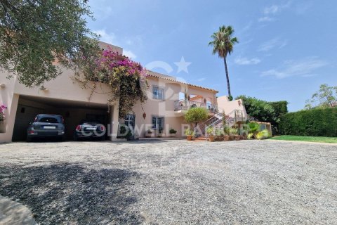 Сasa en venta en Benahavís, Málaga, España 5 dormitorios, 659 m2 No. 157174 - foto 17
