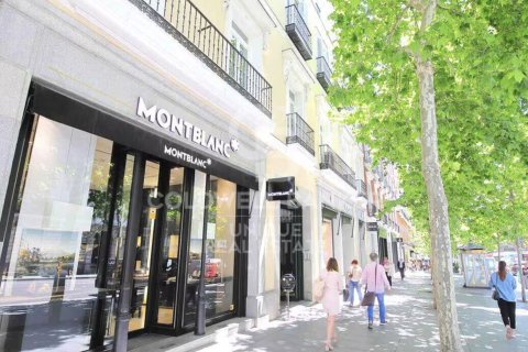 Apartamento en venta en Madrid, España 3 dormitorios, 161 m2 No. 157170 - foto 4