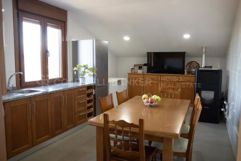 House for sale in Marin, Pontevedra, Spain 8 bedrooms, 543 sq.m. No. 157171 - photo 10
