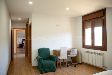 House for sale in Marin, Pontevedra, Spain 8 bedrooms, 543 sq.m. No. 157171 - photo 23