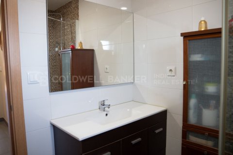 House for sale in Marin, Pontevedra, Spain 8 bedrooms, 543 sq.m. No. 157171 - photo 12