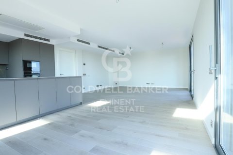 Kattohuoneisto myytävänä Esplugues de Llobregat, Barcelona, Espanja, 4 makuuhuonetta, 170 m2 No. 157172 - kuva 4